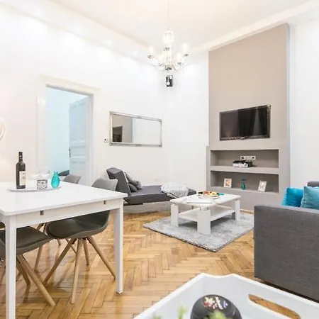 Apartamento Oasis - Central